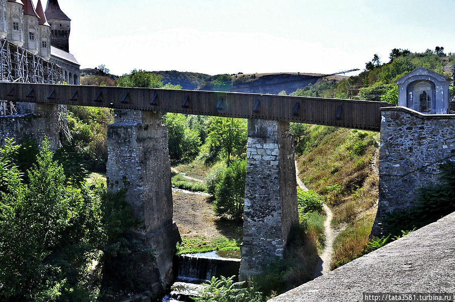 Сказочный замок Корвинов Хунедоара, Румыния