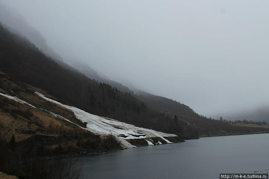 Дождь, туман и другие трудности похода к Бриксдальсбреен Олден, Норвегия