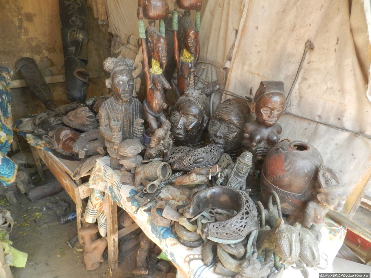 Сувенирный рынок Артизана Нджамена, Чад