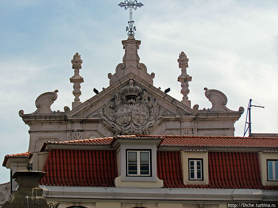 Главная площадь Португалии — площадь Россио в Лиссабоне Лиссабон, Португалия