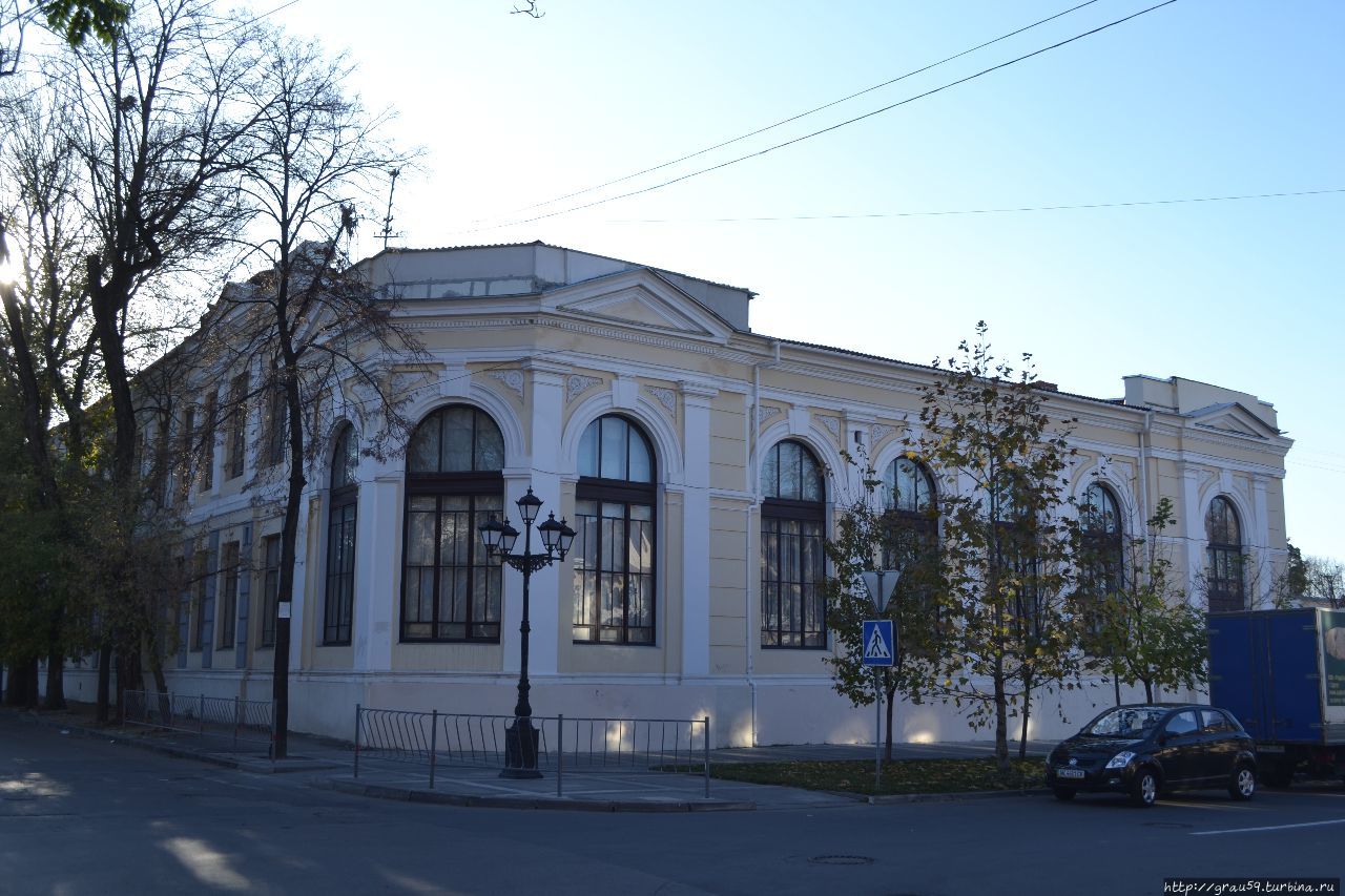 Бывшая губернская казенная женская гимназия Симферополь, Россия