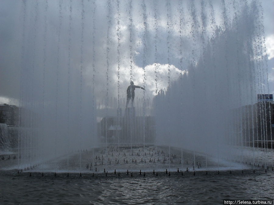 Вокруг фонтанов Санкт-Петербург, Россия