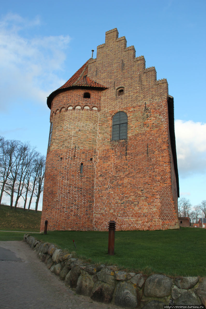 Нюборгский замок