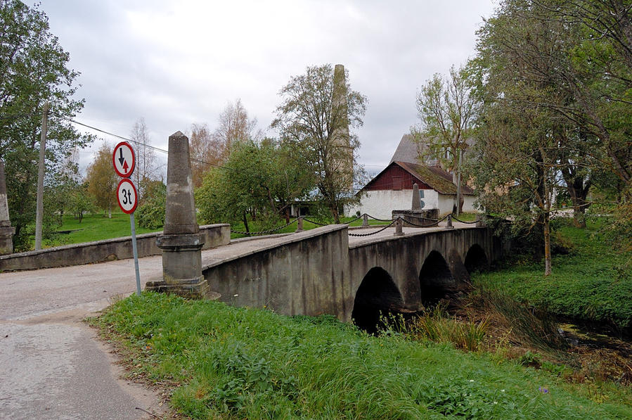 Колувере. Старинный мост Колувере, Эстония