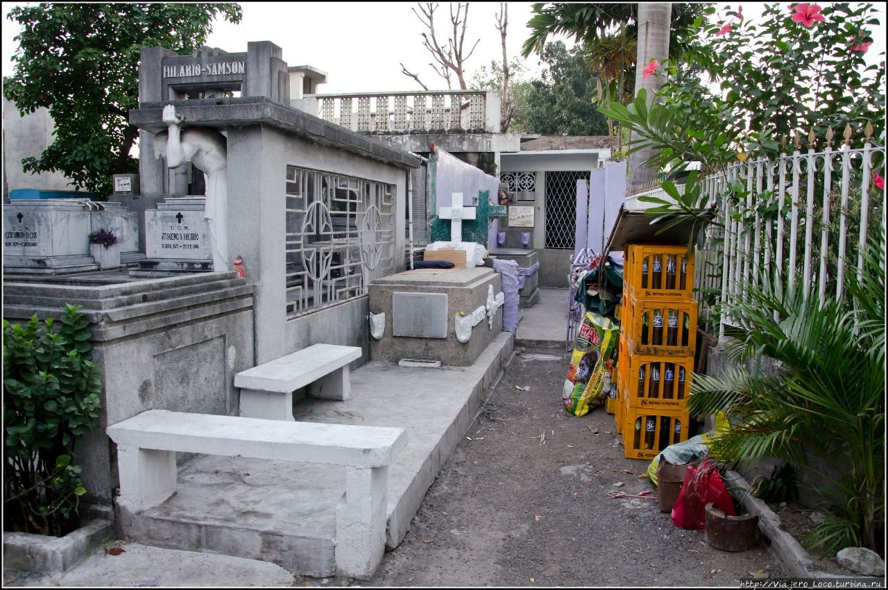 Кладбище, где живут люди Манила, Филиппины