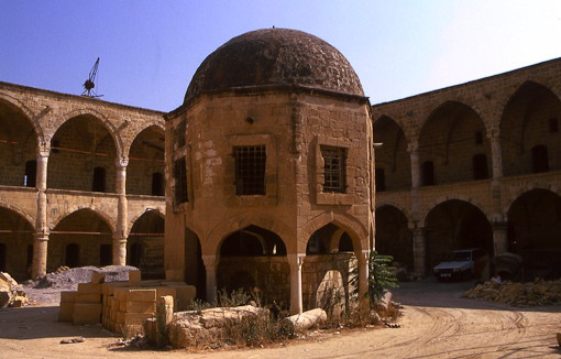 Юхары караван-сарай / Yukhary caravanserai