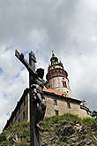 Впервые упоминается замок  в 1200 -х годах. Он считается вторым по величине в Чехии после Пражского града.