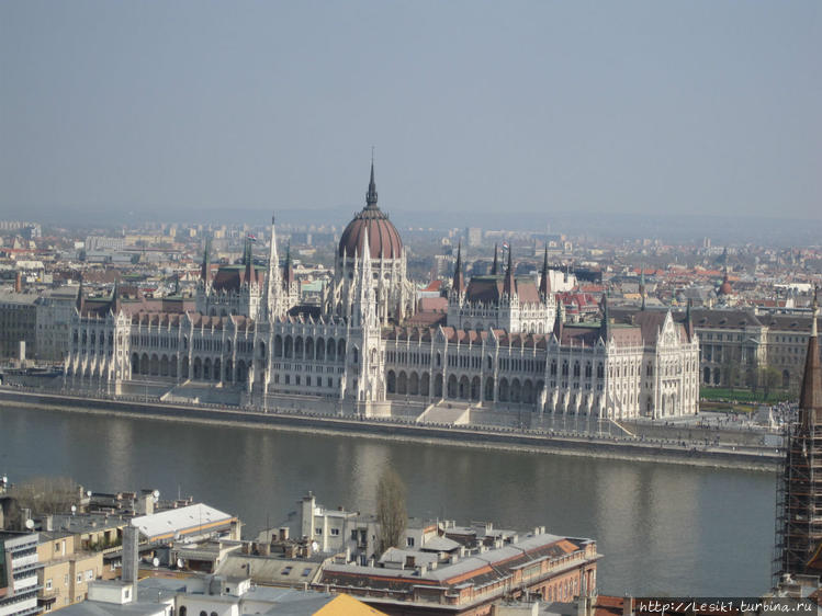 Вид на Парламент с Рыбацк