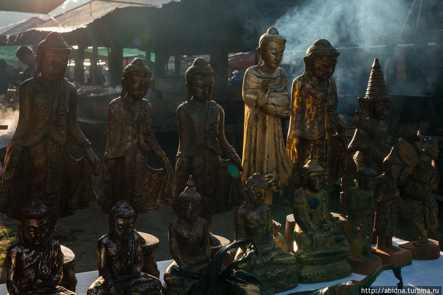 Рынок на озере Инле. День 2 Озеро Инле, Мьянма