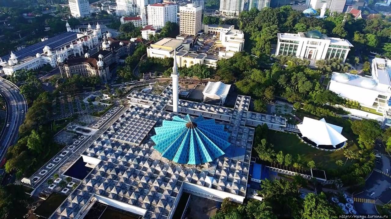 Национальная мечеть (Masjid Negara) . Фото из интернета