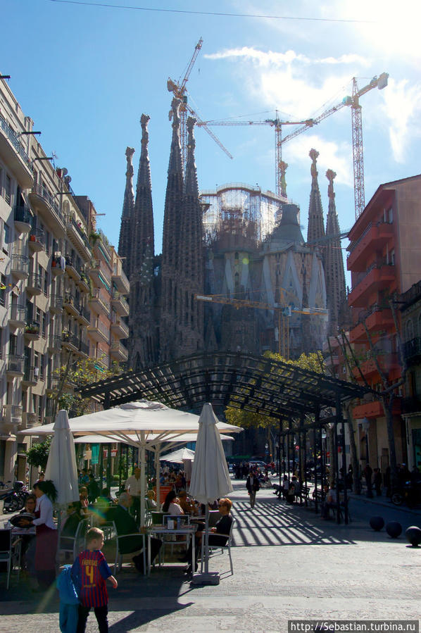 Барселона — часть первая. Город. Гауди Барселона, Испания