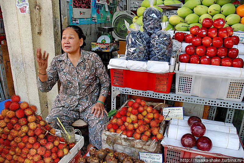 Самый крупный рынок Вьетнама Хошимин, Вьетнам