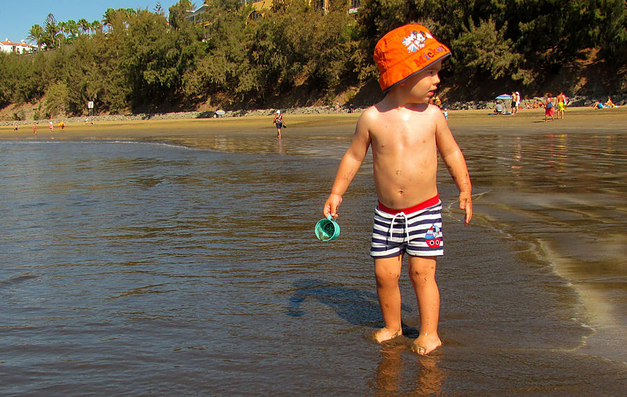 Пляжное детство в Маспаломас