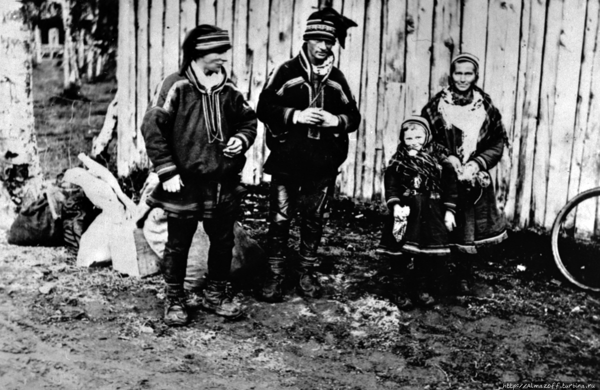 Саамы — малочисленный финно-угорский народ, коренной народ Северной Европы.