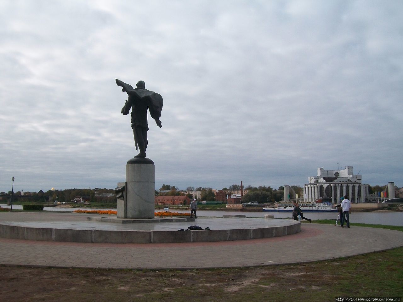 Прогулка от Федоровского ручья к памятнику А.Невскому Великий Новгород, Россия