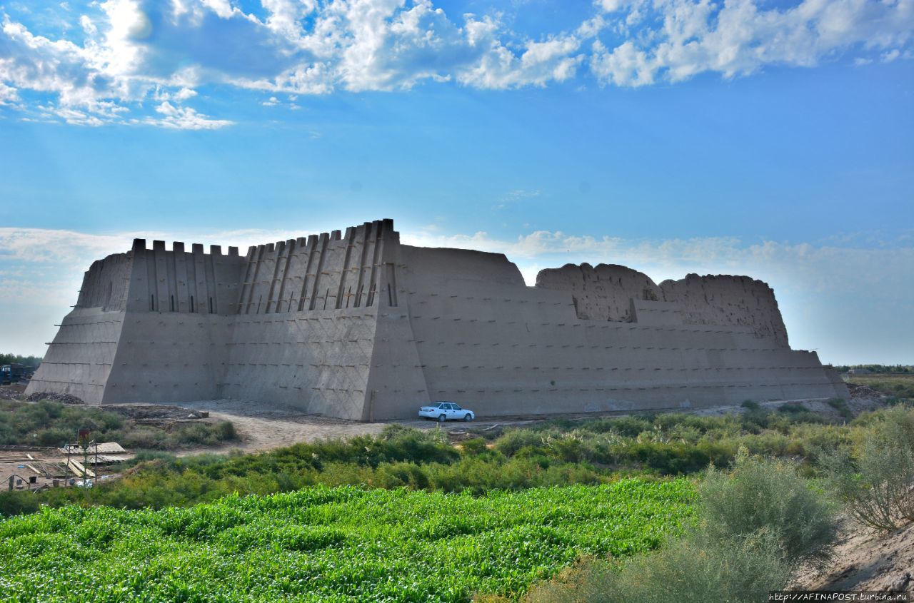 Крепость Кызыл-кала Бустан, Узбекистан