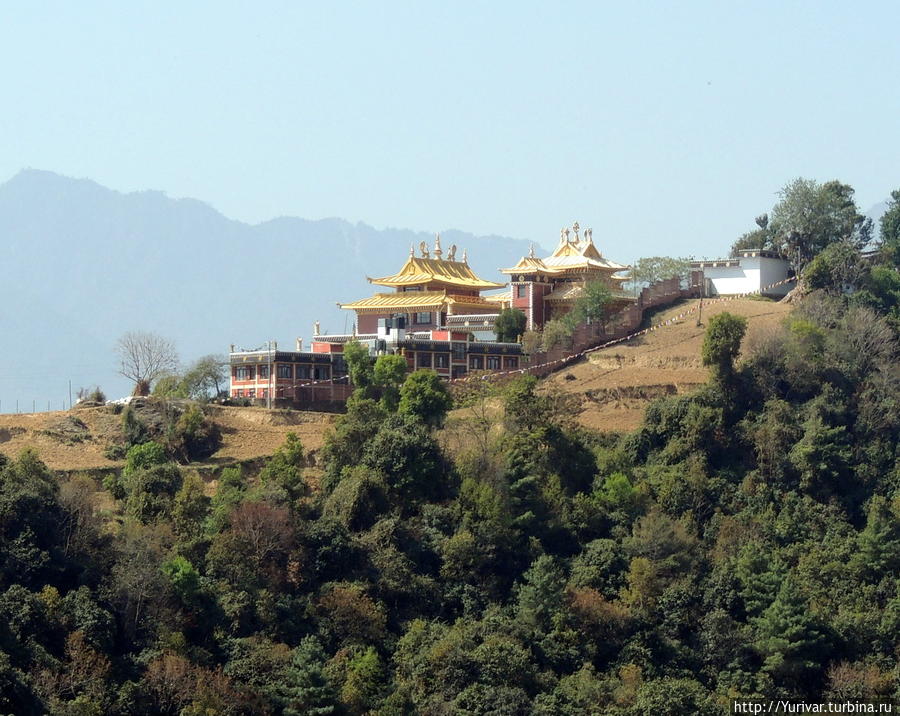 Буддистский храм Namo Buddha Катманду, Непал