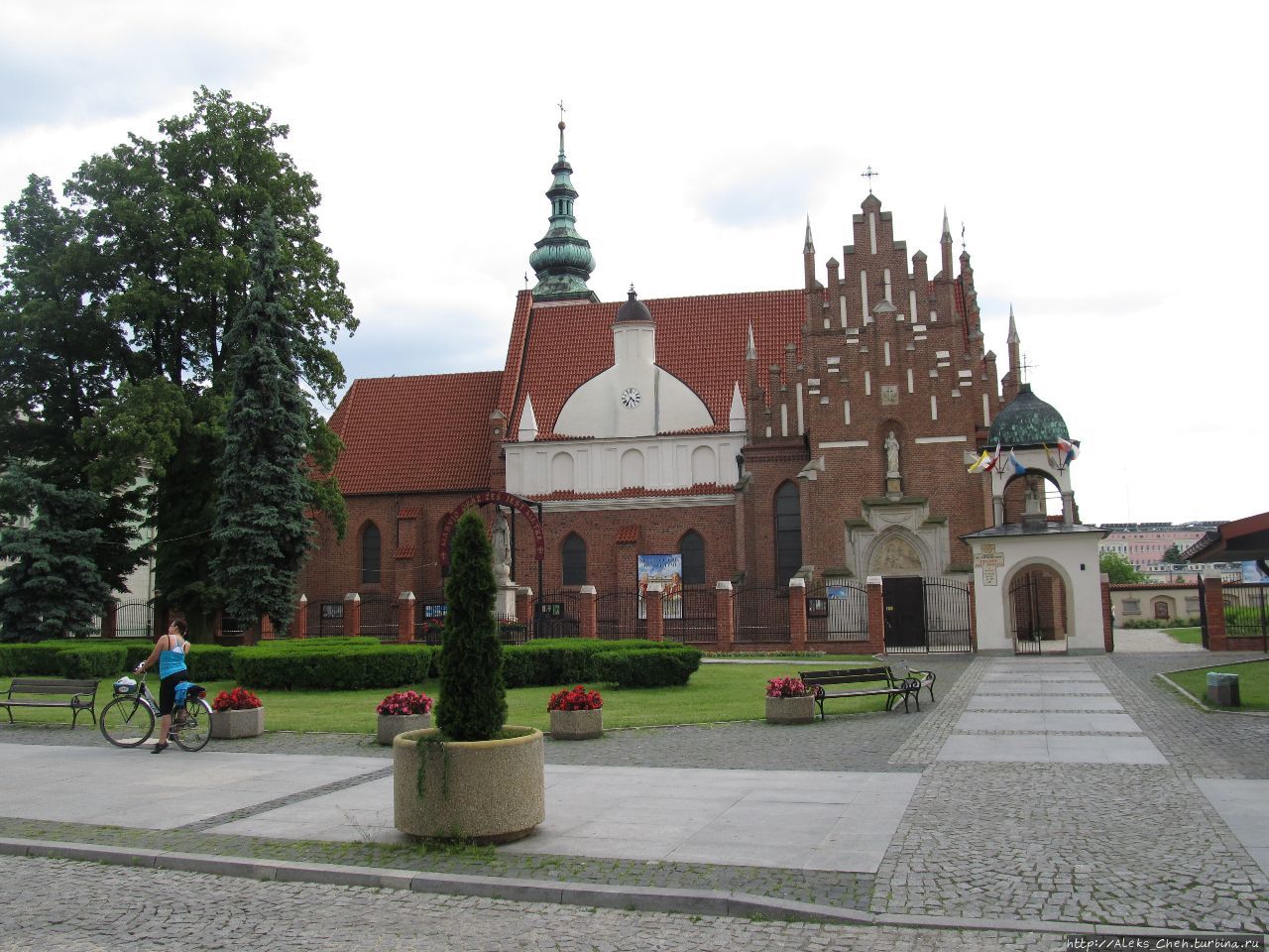 Костел Бернардинув
 / Klasztor i kościół oo. Bernardynów w Radomiu Радом, Польша