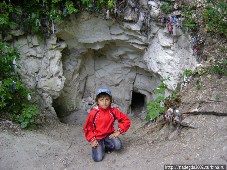 Прогулка к Пещере Монаха