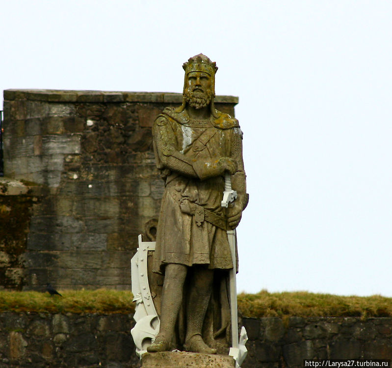 Памятник Уоллесу при входе в замок Стерлинг, Великобритания