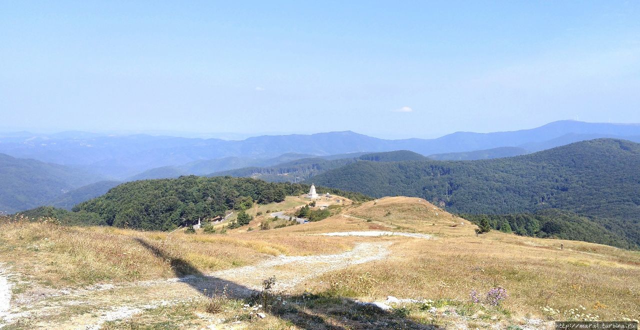 Славная Болгария. На Шипке отлито наше братство Шипка, Болгария