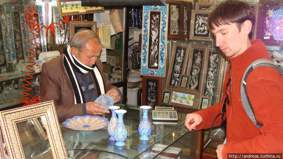 Покупка сувениров Исфахан, Иран