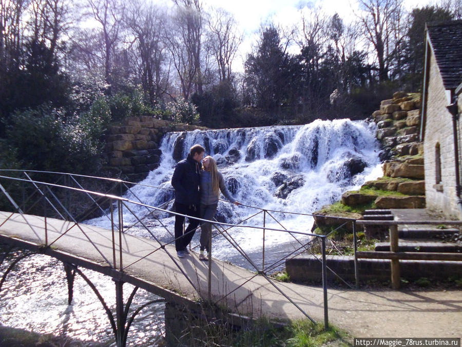 Пусть всегда будет март Вудсток, Великобритания