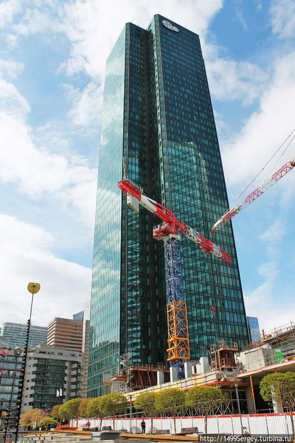 Люди-коконы Париж, Франция