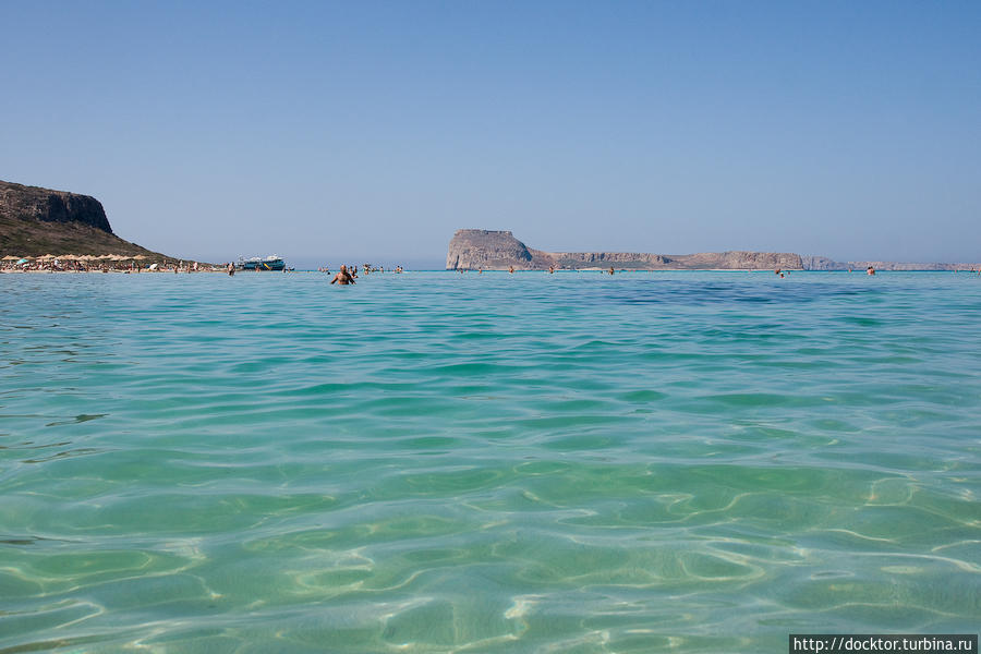 На заднем плане — остров Грамвуса Киссамос, Греция