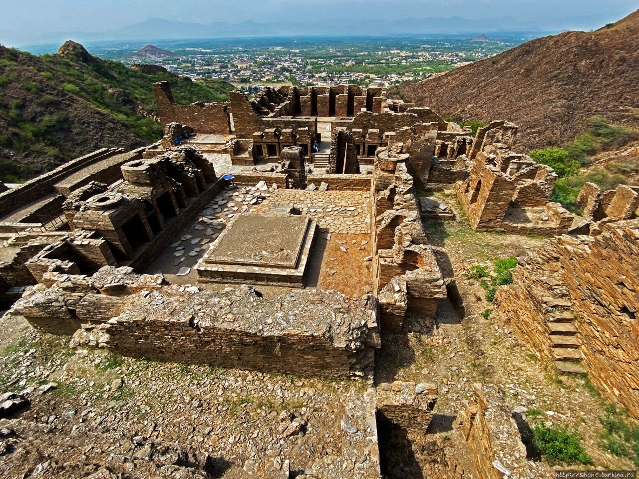 Буддистское наследие Пакистана. Монастырь Тахти-Бахи в +41°С