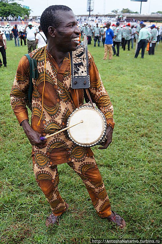 Праздник Труда в Стране Вечного Лета Лагос, Нигерия