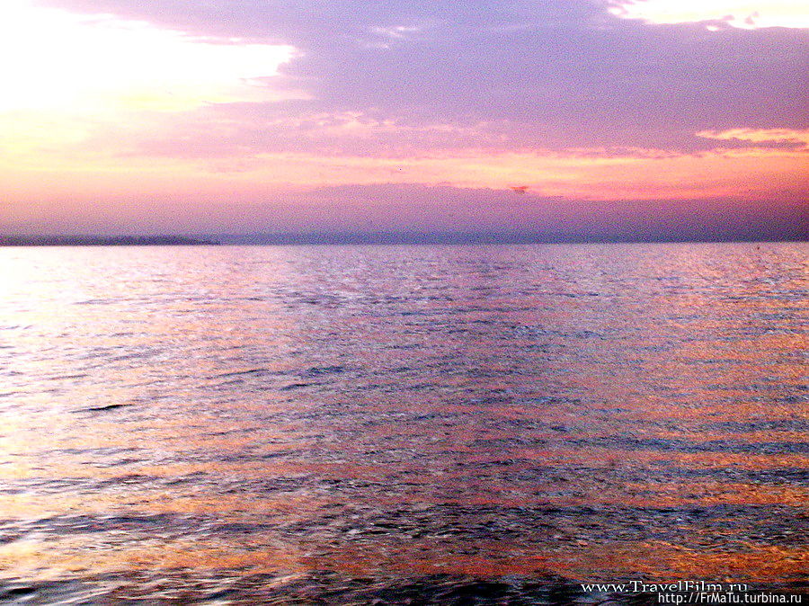 Азовское море ранним утром Таганрог, Россия