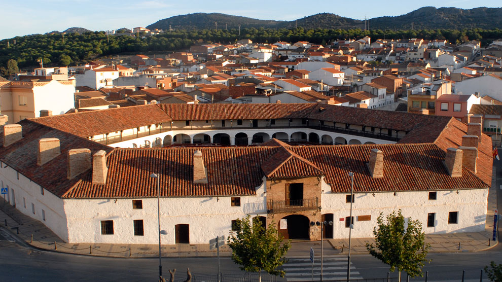 Исторический центр города Альмаден / Centro historico Almaden