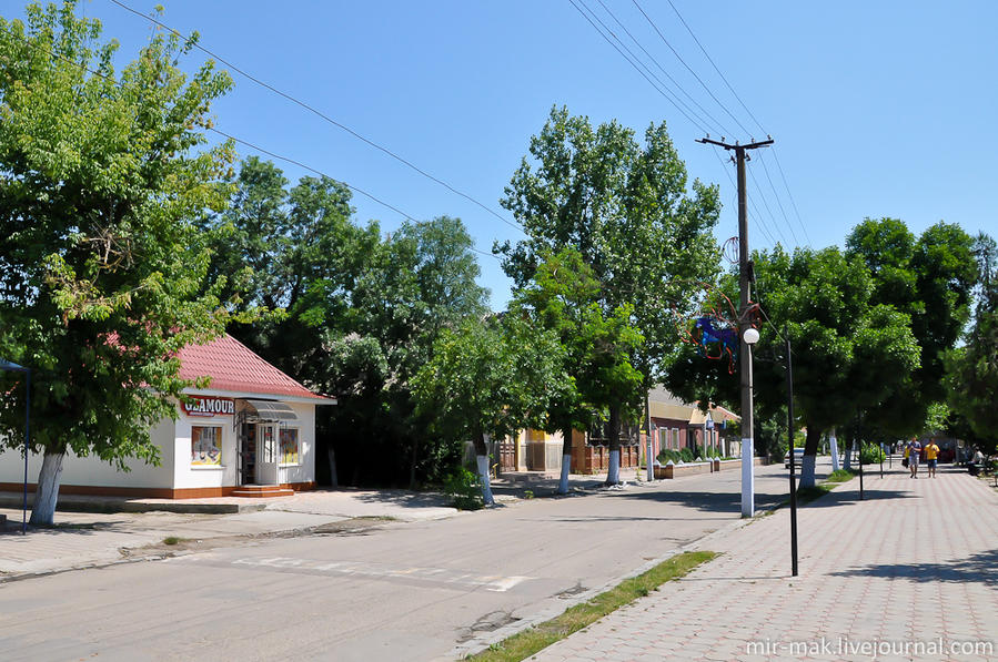 Центральная часть города выглядит стандартно для обычного провинциального городка. Вилково, Украина