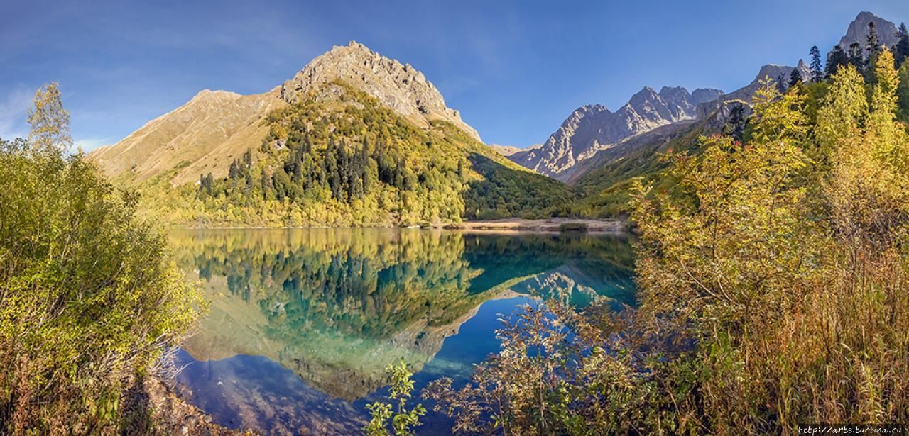 Озеро Кардывач - зеркальное сердце Кавказского заповедника