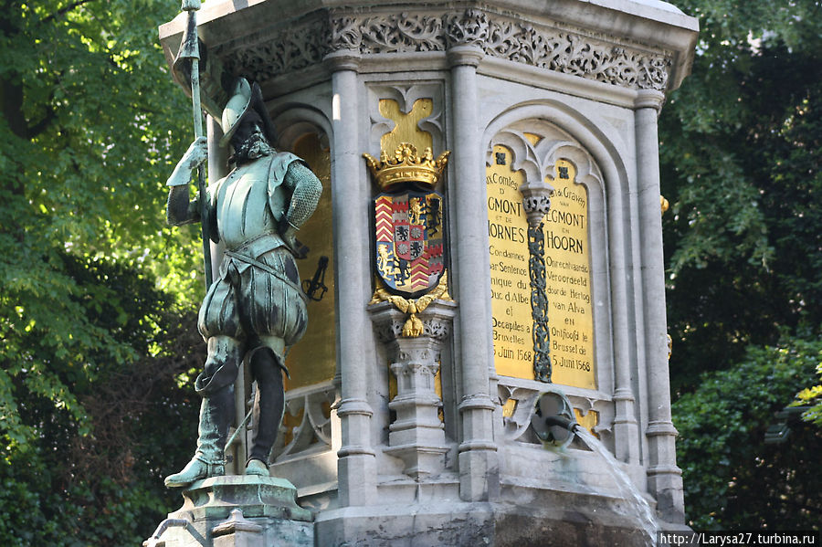 Памятник графам Эгмонту и Горну Брюссель, Бельгия