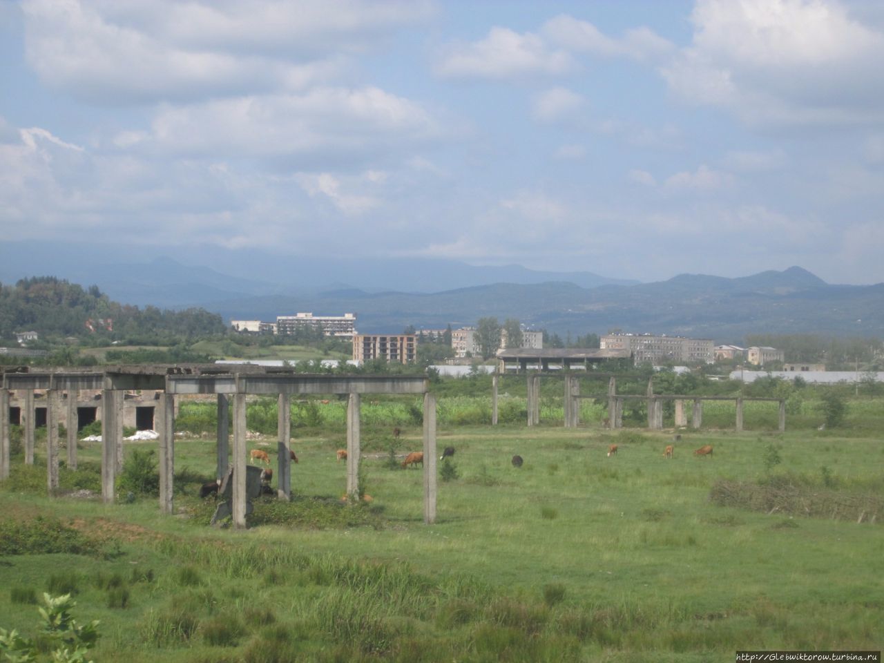 Поездка в Цхалтубо по железной дороге Кутаиси, Грузия
