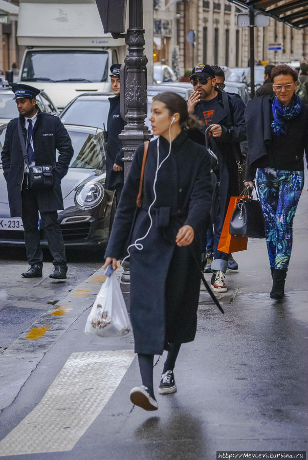 В дождик в Париже Париж, Франция