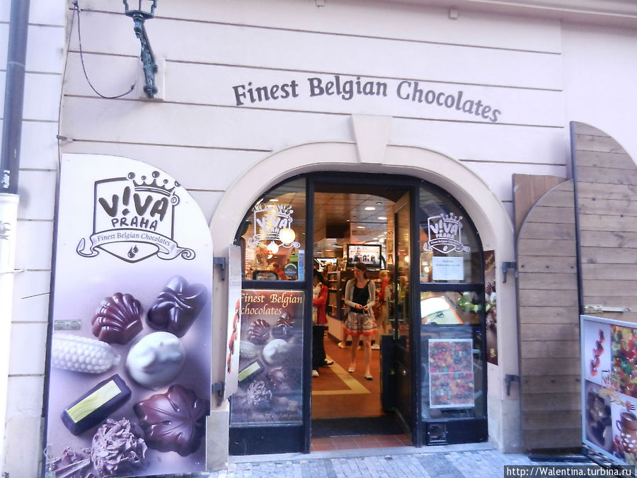Дверь в уютный и сладкий мир шоколада и разных вкусняшек... Чехия