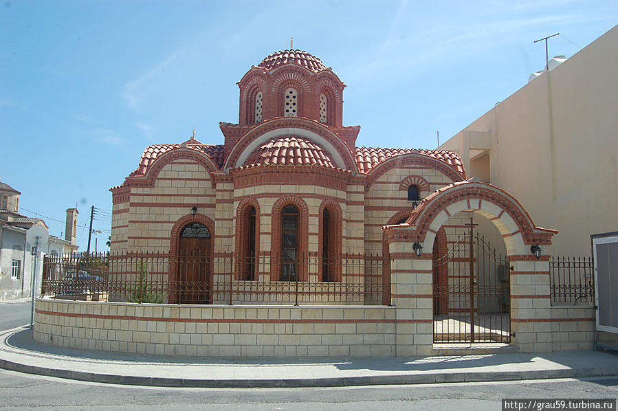 Храм Троицы Ларнака, Кипр