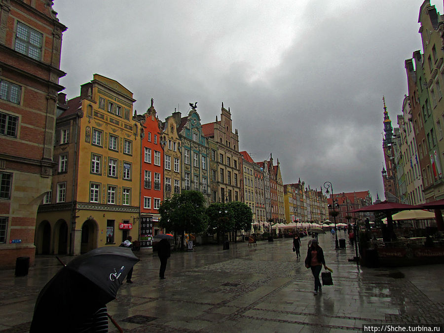 а это Старый город, улица Dlugi Tag, здесь мы и поужинали... Гданьск, Польша