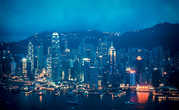 Ночной Гонконг — это отдельная история. Море огней, великолепная подсветка. Зрелище для серьезной фототехники)