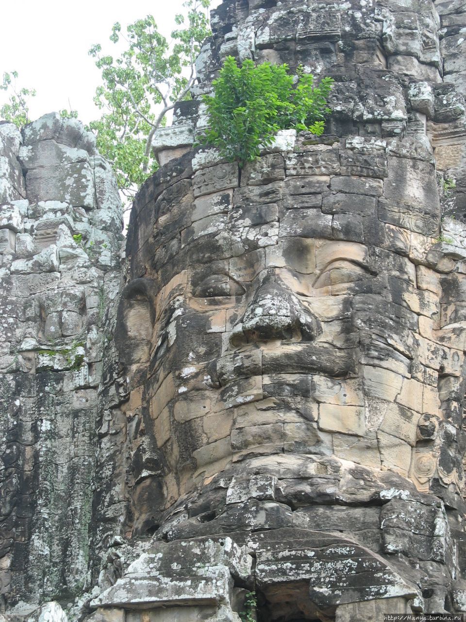 Южные ворота в Ангкор Том Ангкор (столица государства кхмеров), Камбоджа