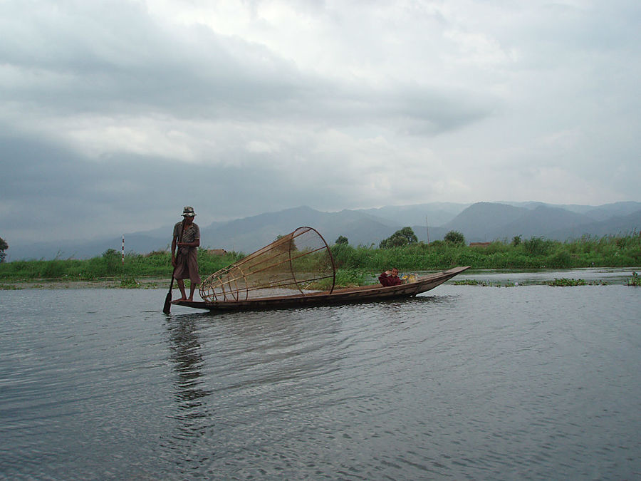 Озеро Инле. Безмятежность Озеро Инле, Мьянма