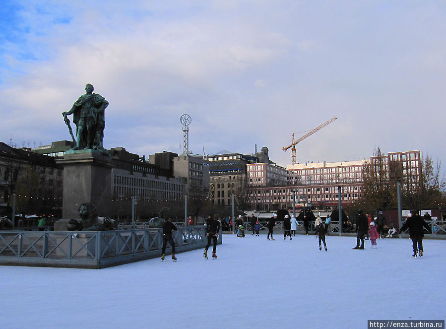 Каток в парке Кунгстрэдгорден Стокгольм, Швеция