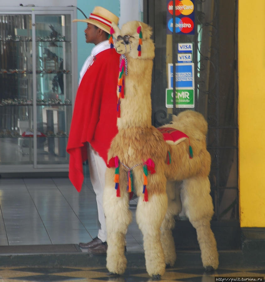 Ламочка искусственная, а шерсть натуральная Регион Куско, Перу