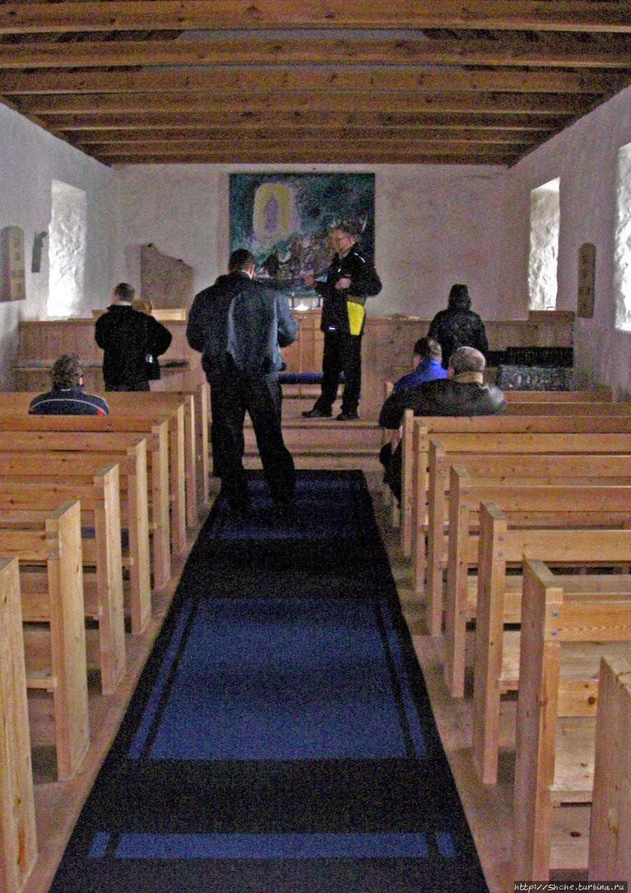 Церковь св. Олафа Киркюбур, Фареры