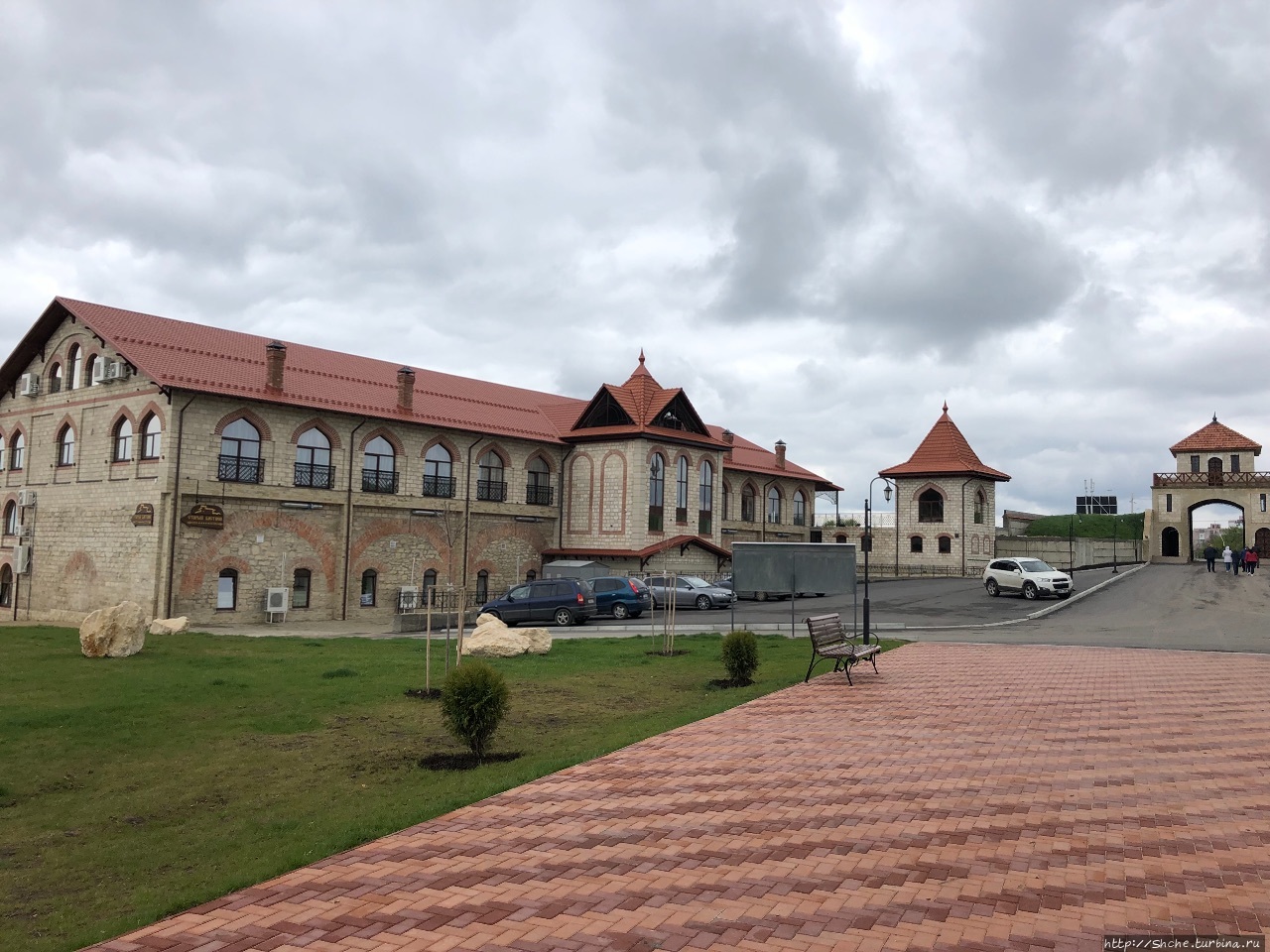 Ресторан старый бастион бендеры. Ресторан старый бастион. Старый бастион бендеры. Ресторан старый бастион бендеры. Бастион бендеры.