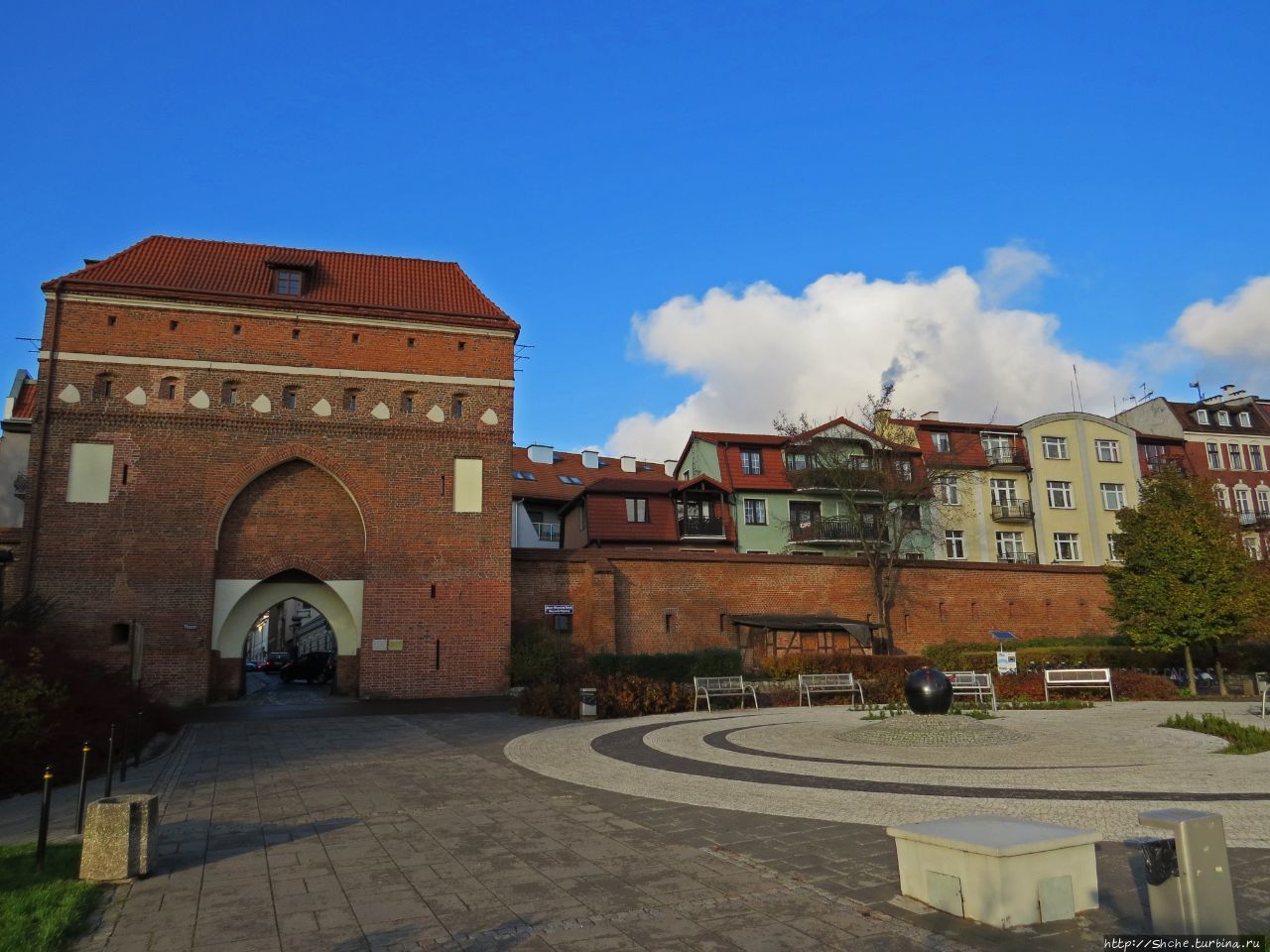 Монастырские ворота Торунь, Польша