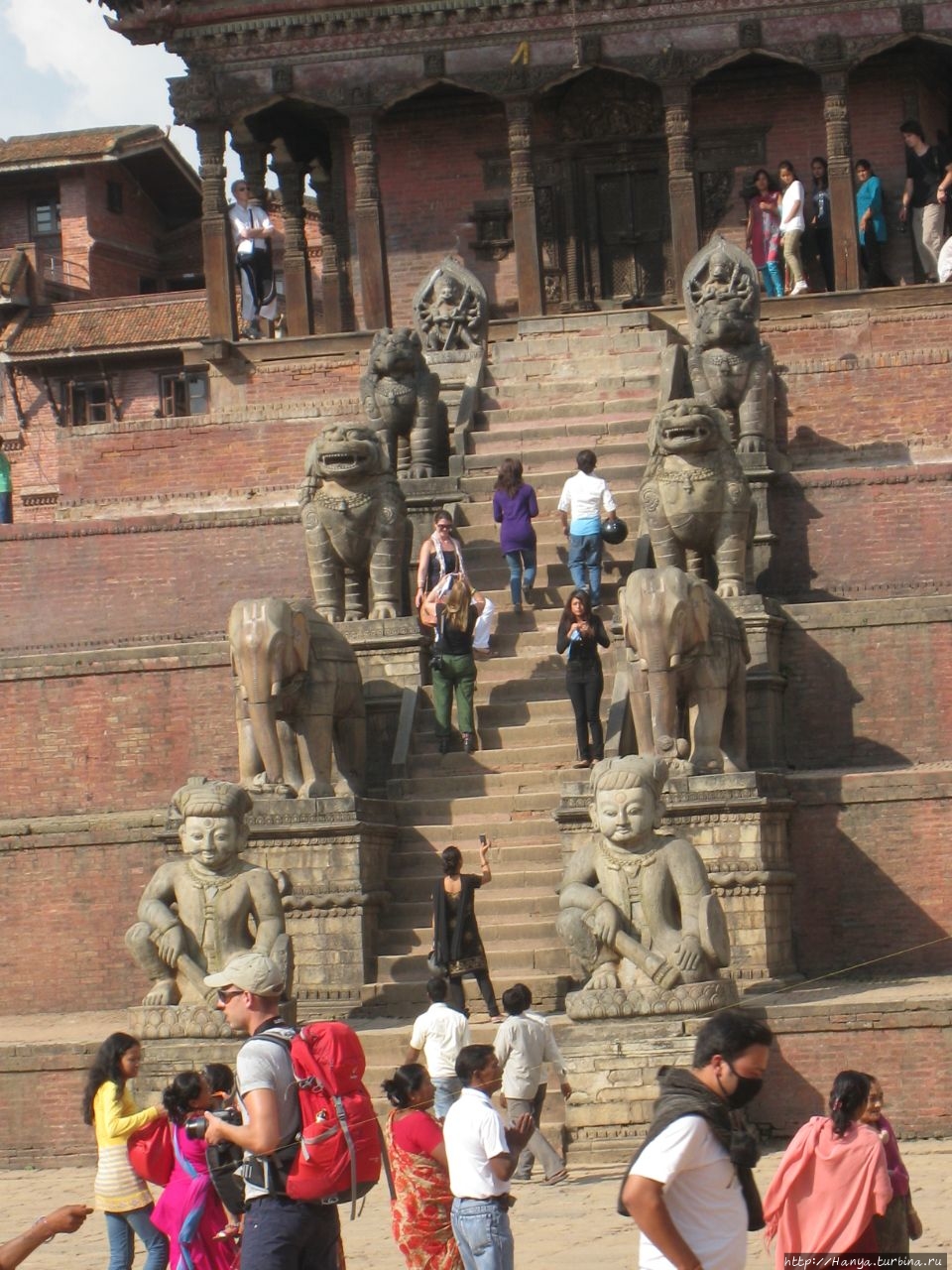 Храм Ньятапола Бхактапур, Непал